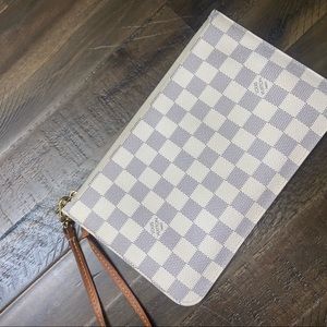 Louis Vuitton - Damier Azur Neverfull MM